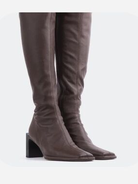 L'INTERVALLE 
Malzi Brown Leather Boots